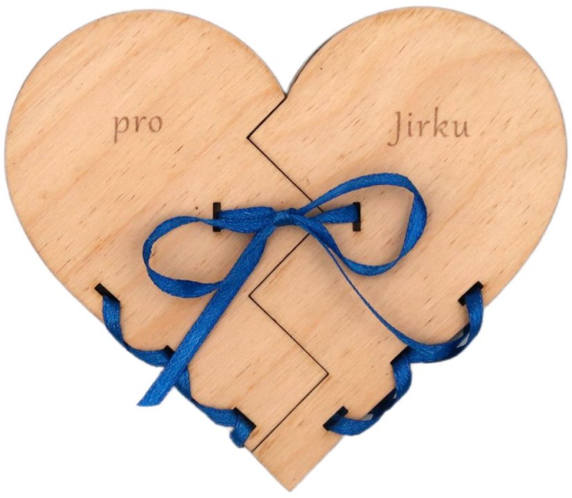 Dřevěné přání srdce s otvíráním