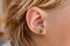 Dřevěné náušnice srdíčko