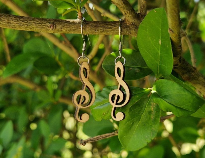 Dřevěné náušnice houslový klíč