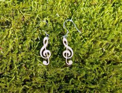 Dřevěné náušnice houslouvý klíč