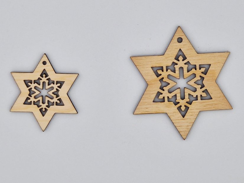 Dřevěné vánoční ozdoby - Tvar: srdce s kometou, Velikost: 65 mm